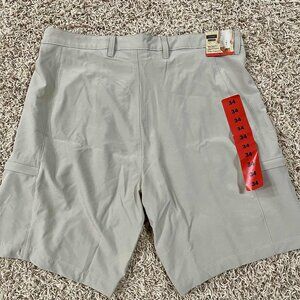 Legendary Outfitters Men’s Cargo Tech Shorts Tan, Size 34 (New)